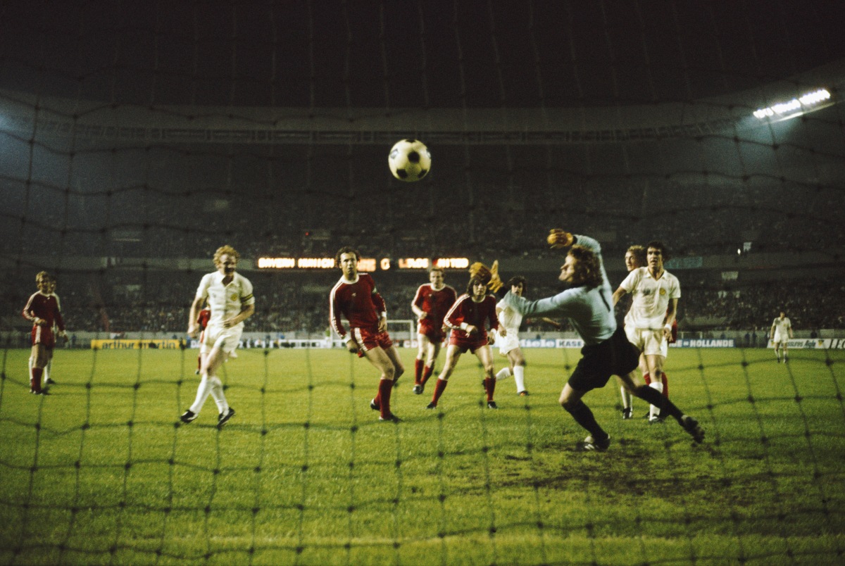Instantánea de la final de la Copa de Europa 1975 entre Bayern de Múnich y Leeds United.